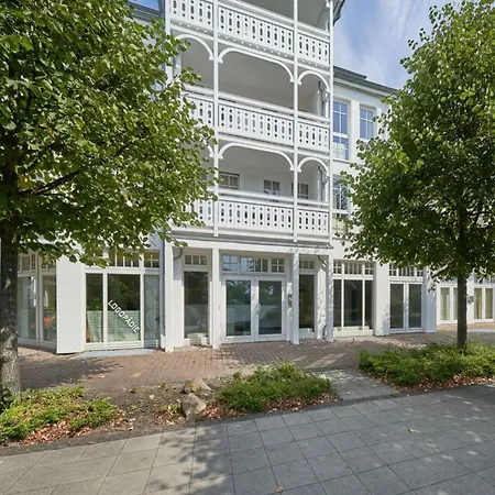 Grosszuegige Im Seepark Ostseenah Mit Balkon Apartment Sellin (Rugen)